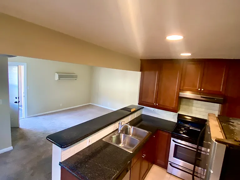11647 Ayres Ave #11647 — Photo 4