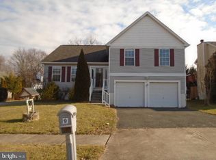 9 Cider Ct, Middle River, MD 21220