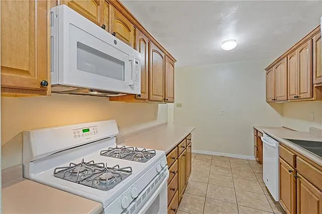 4712 Loveland St — Photo 5