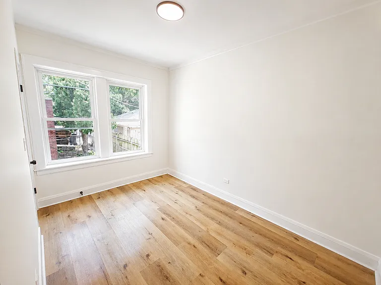 6807 S Artesian Ave #1 — Photo 15