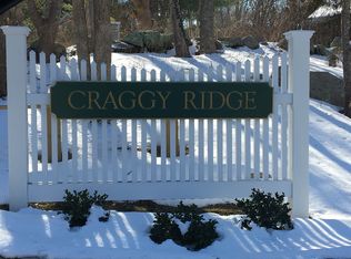 9021 Summit Dr, Clive, IA 50325