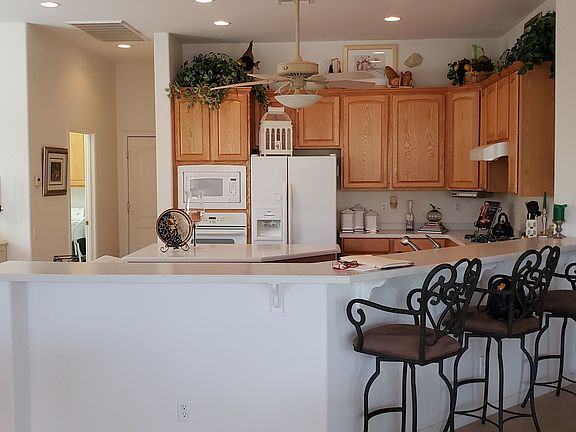 4th image of 13420 W Los Bancos Dr
