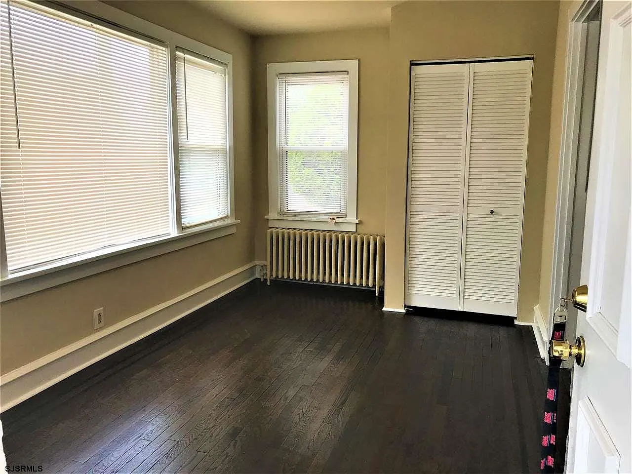 2 bed, 1.0 bath, $6,500 — Photo 2