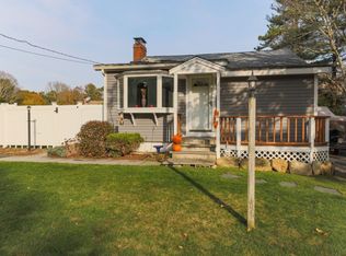 40 Bayhead Shores Rd, Buzzards Bay, MA 02532