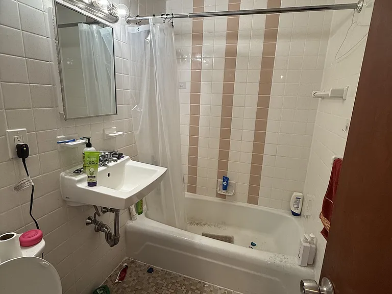 180 N Beacon St #12 — Photo 6