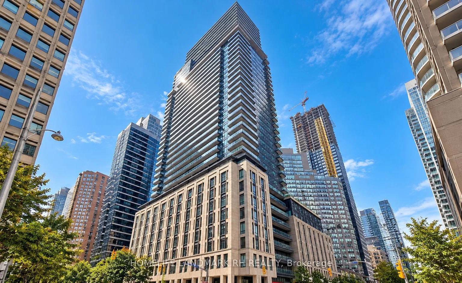 2 bed, $2,450 — Photo 1
