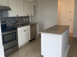 33 Clifford Rd, Menands, NY 12204