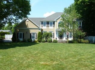 125 Tedesco St, Marblehead, MA 01945