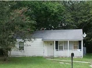2810 Louise Dr, North Charleston, SC 29405