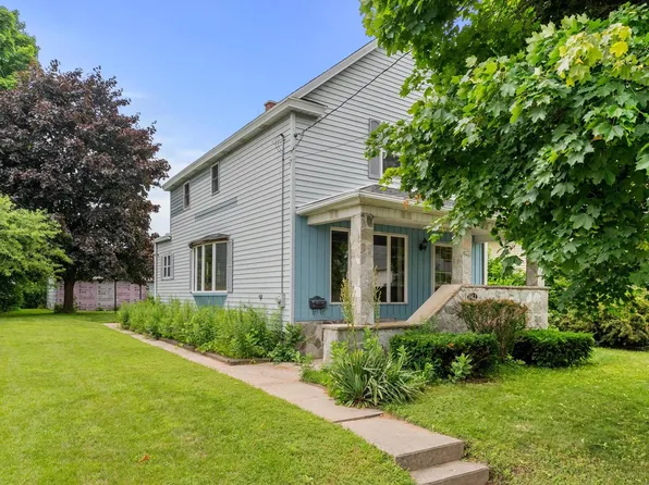 842 North 10th STREET, Manitowoc, WI 54220