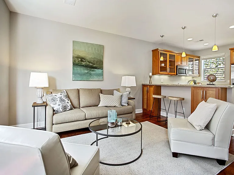 Photos are from when the property was previously staged