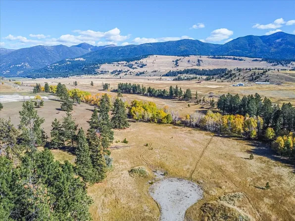 303 Sophie Creek Ln, Eureka, MT 59917