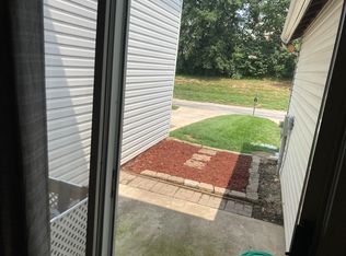 351 Heritage Commons Cir #351, O'Fallon, MO 63368