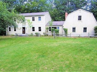 7 Holly Pl, Monroe, CT 06468