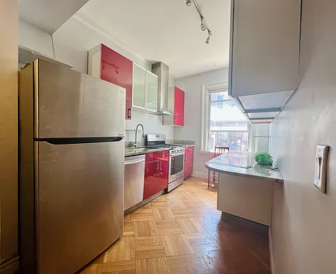 Rented by Native Real Estate LLC | media 15