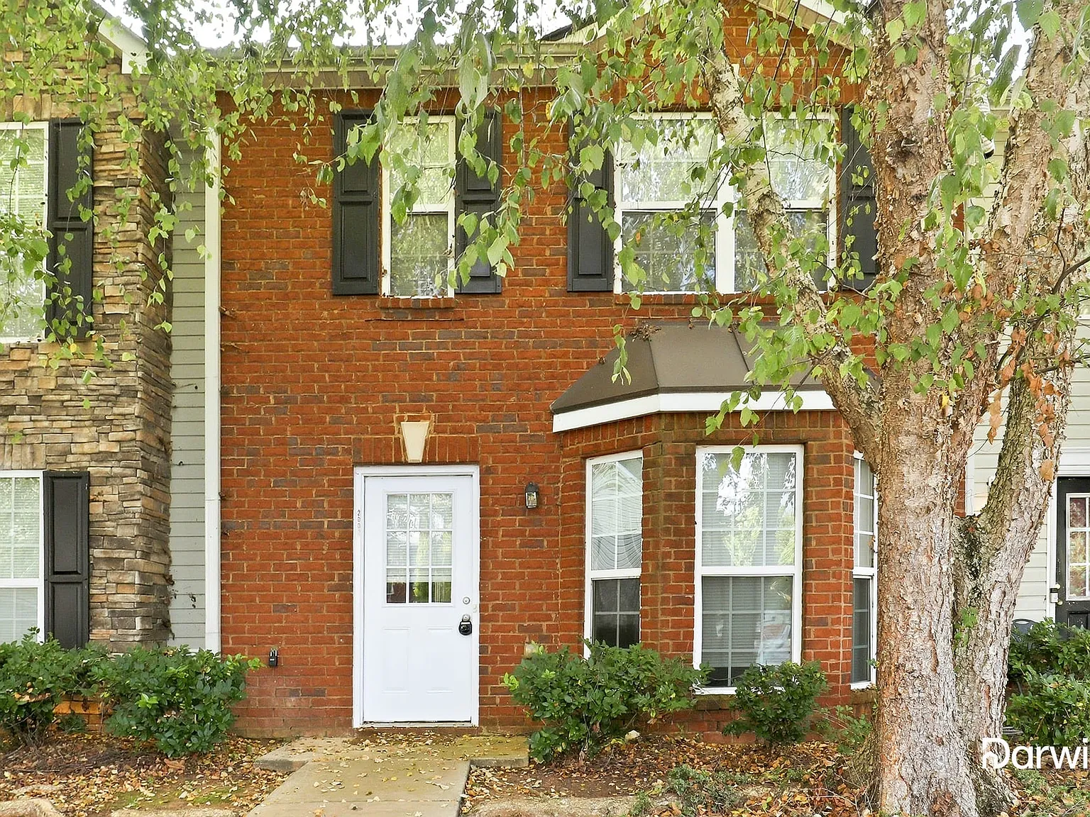 3 bed, 2.5 bath, 1500 sqft, $1,505 — Photo 1