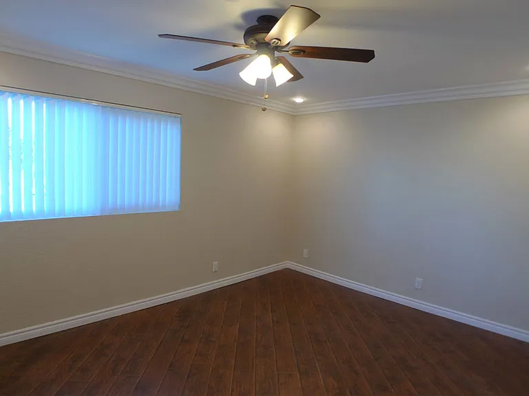 North Tower Apts — Photo 92