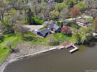 209 Eastwood Ct, Port Barrington, IL