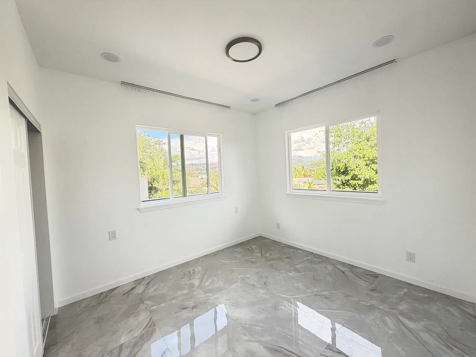 4410 Laakea St — Photo 3