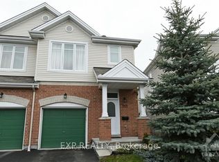 207 Hidden Meadow Ave, Ottawa, ON K1T 0C2