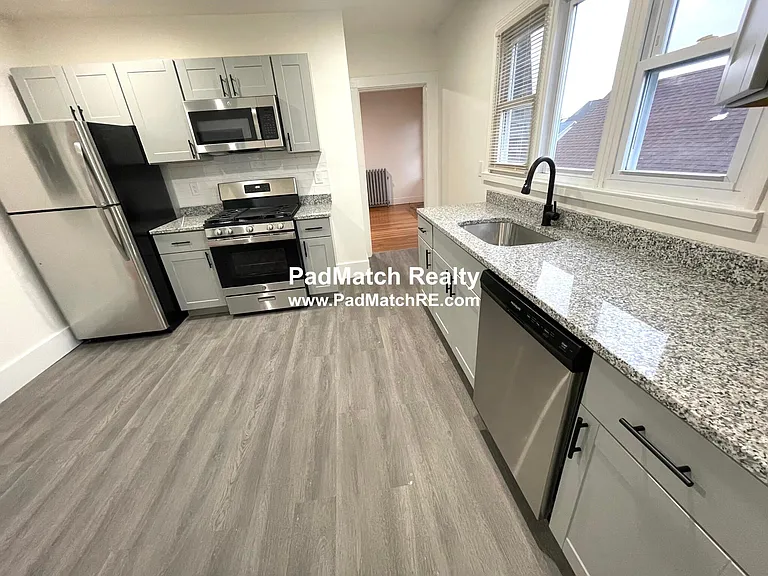 32 Bowen Ave #3 — Photo 13