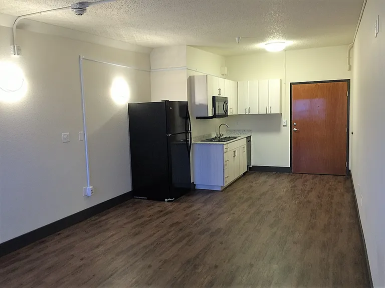 726 N Markeson St #103 — Photo 4