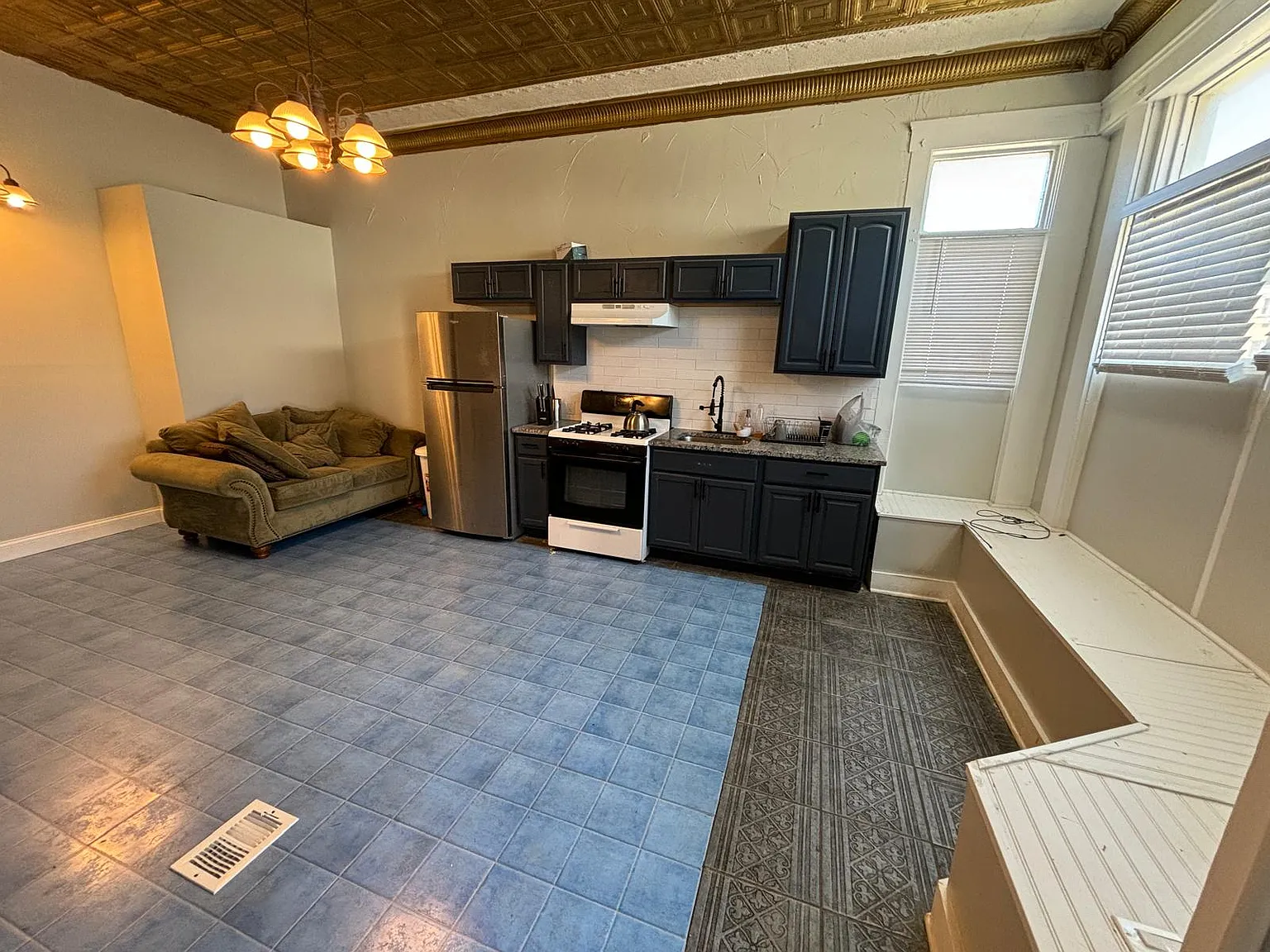 1 bed, 650 sqft, $950 — Photo 2