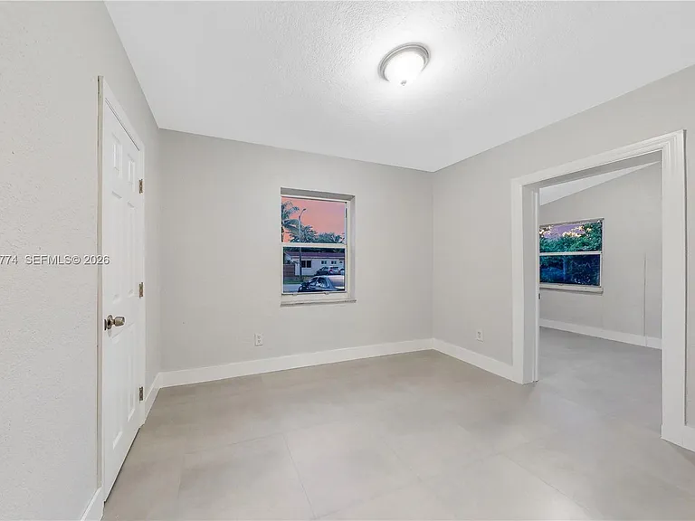 11702 NW 1st Ave #11702 — Photo 12