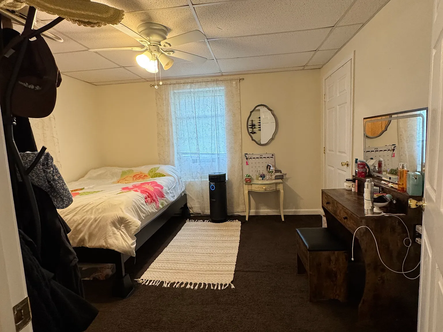2 bed, 750 sqft, $1,200 — Photo 4