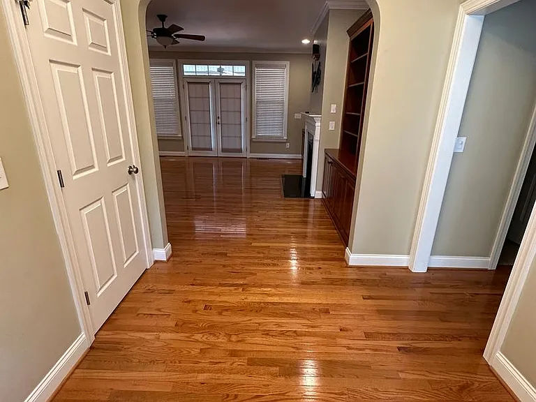 340 Clearwater Hbr — Photo 2