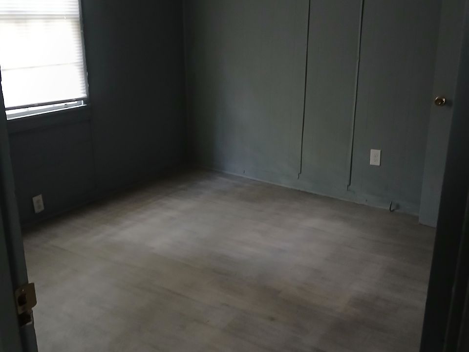 1st image of 2548 Miles St #2