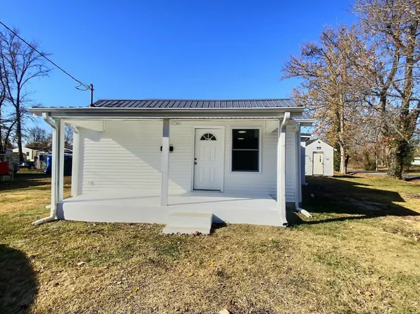 888 N Church St, Austin, IN 47102