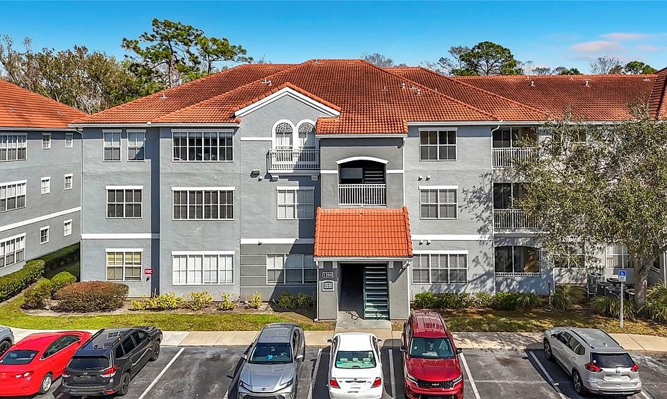 1st image of 18001 RICHMOND PLACE DRIVE #1233
