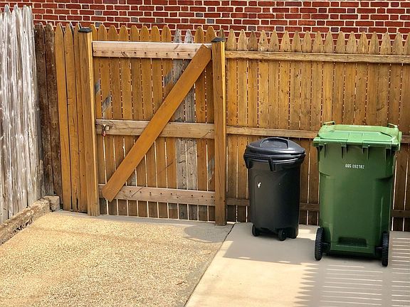 0C2A5D49-8193-4B6D-B2F9-D5A4B0585365