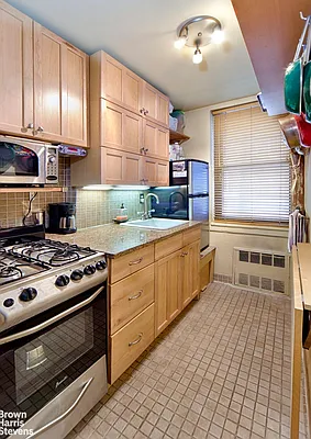 Rented by Brown Harris Stevens | media 8