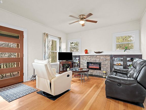 5th image of 44409 SW Knight Rd