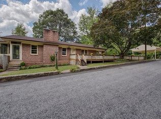 203 Carolina Rd, Lake Junaluska, NC 28745