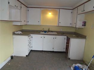 58 Roundway Dr, Coventry, RI 02816