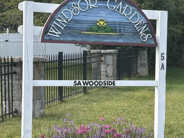 5 Woodside Avenue #F65, Danbury, CT 06810