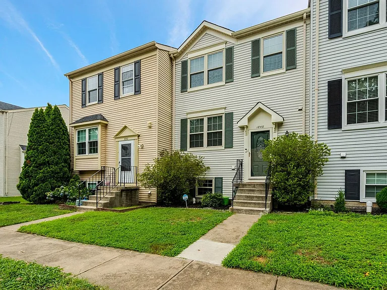 1848 Heather Glen Ct — Photo 4