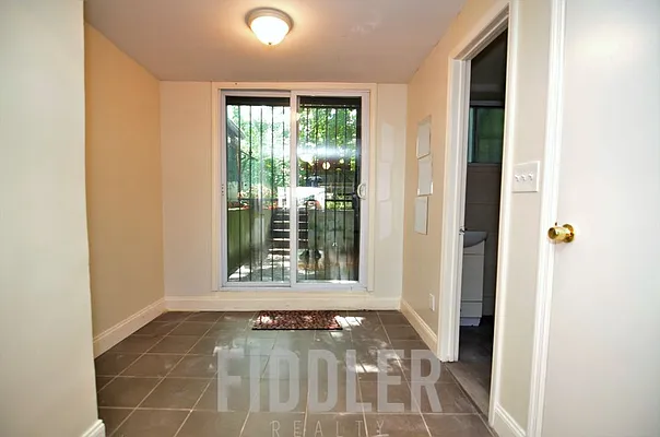 Rented by Fiddler Realty | media 35