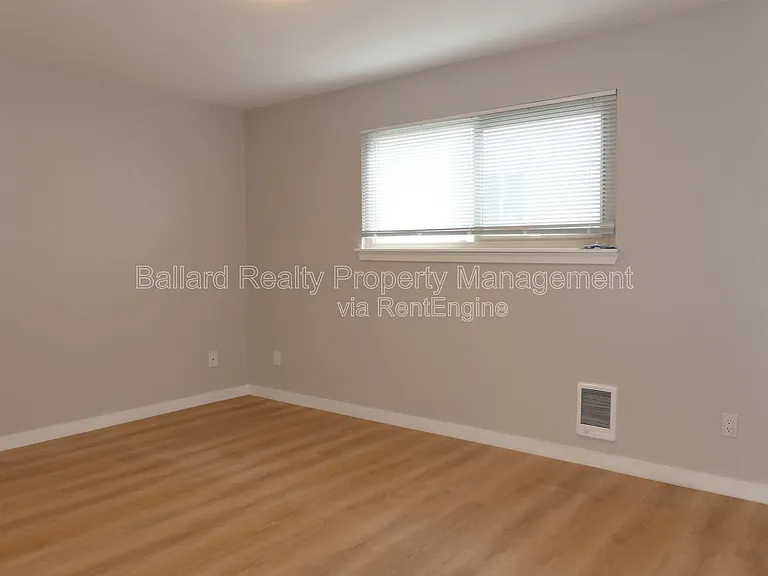2233 NW 59th St #3 — Photo 10