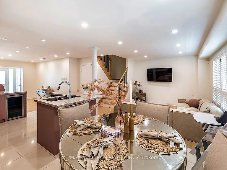 14 Styles Cres #UPPER — Photo 13