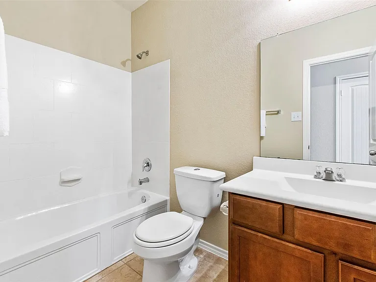 8746 Sunny Gallop Dr — Photo 17