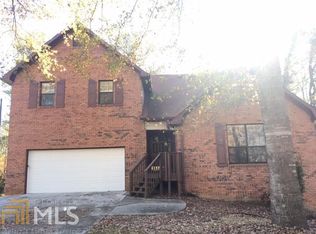 9085 Green Pines Ct, Douglasville, GA 30134