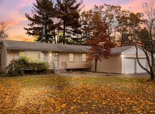 11 Francine Dr, Holliston, MA 01746