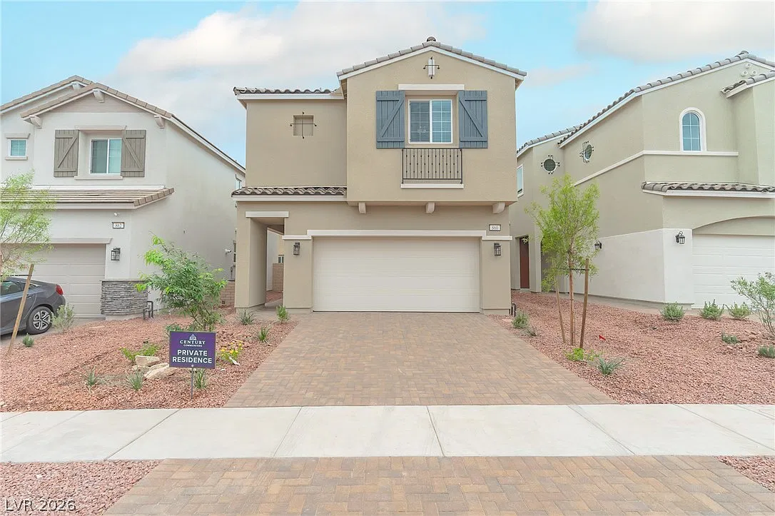 4 bed, 2.5 bath, 2001 sqft, $2,350 — Photo 1