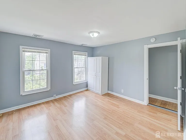 314 Seaman St #2 — Photo 10