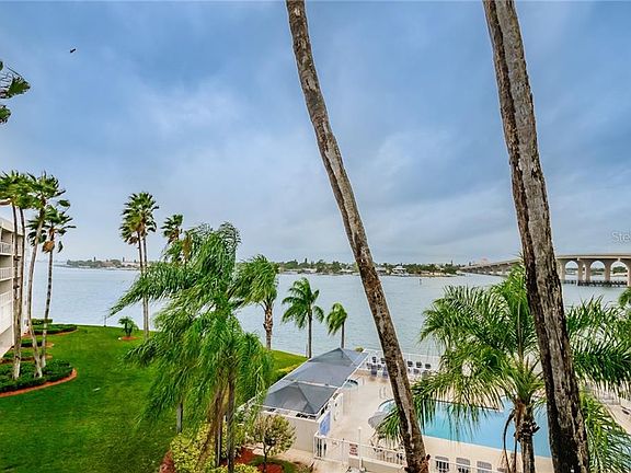 2nd image of 5801 Bahia Del Mar Cir APT 409
