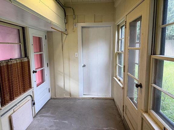 5th image of 8334 N Poplar DRIVE